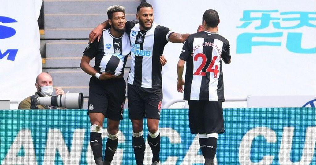 Newcastle Hajar 10 Pemain Sheffield dengan Skor 3-0