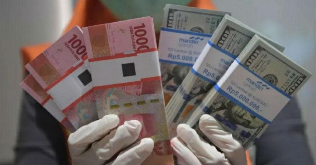 Rupiah Awal Pekan Melemah 45 Poin Jadi Rp14.145 per USD