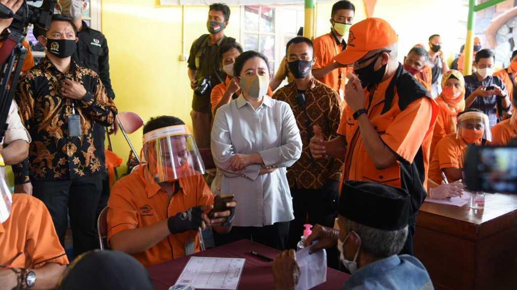Puan Maharani: DPR Akan Evaluasi Bansos COVID-19