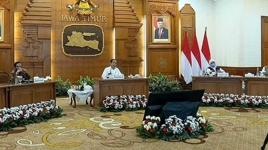 Jokowi Beri Ultimatum Kasus COVID-19 Jatim Turun dalam 2 Minggu