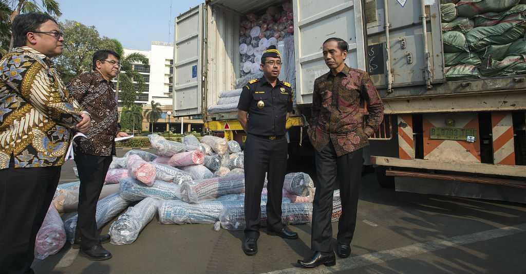 Pemerintah Tak Beri Toleransi bagi Pejabat yang Terlibat Impor Ilegal