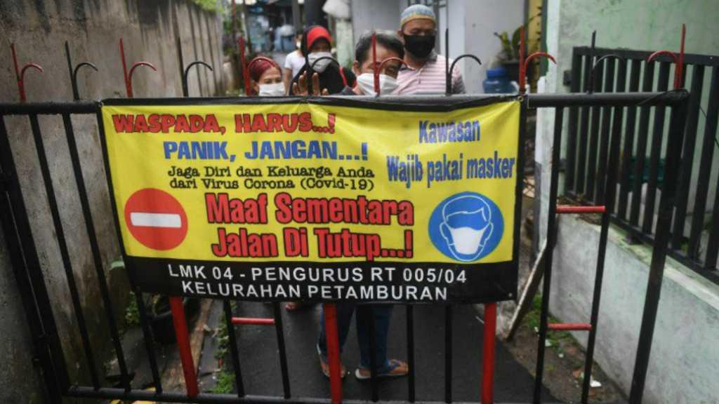 27 RW di Zona Merah COVID-19 di Jakarta Akan Dilakukan PSBL