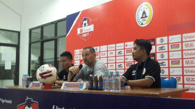 Dejan Antonic Akan Persiapkan Tim PSS Secara Bertahap