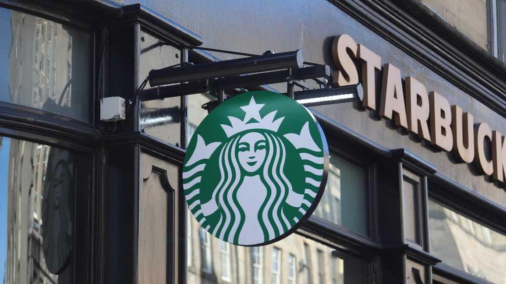 Eks Pegawai Starbucks yang Intip Pelanggan Lewat CCTV Ditangkap