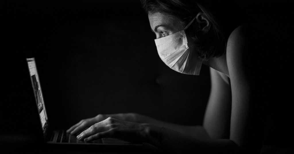 Facebook dan Instagram Akan Ingatkan Penggunanya Pakai Masker