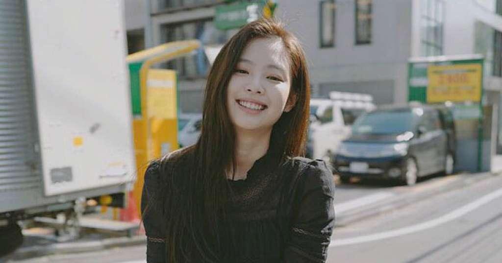 Jennie 'BLACKPINK' Cerita Soal Cedera Kaki dan Gaya Rambut di '24/365'