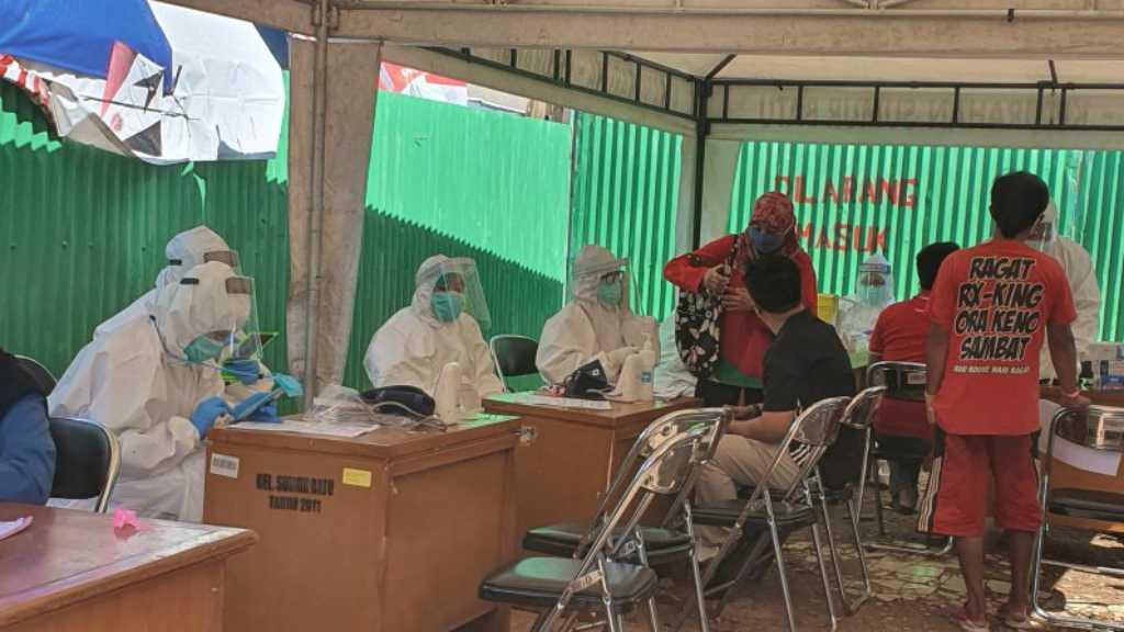 Siap-siap! Warga Sumur Batu Bakal Dijemput Paksa karena Tolak Tes COVID-19