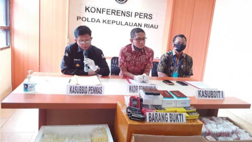 Polda Kepri Amankan 2.389 Handphone Black Market