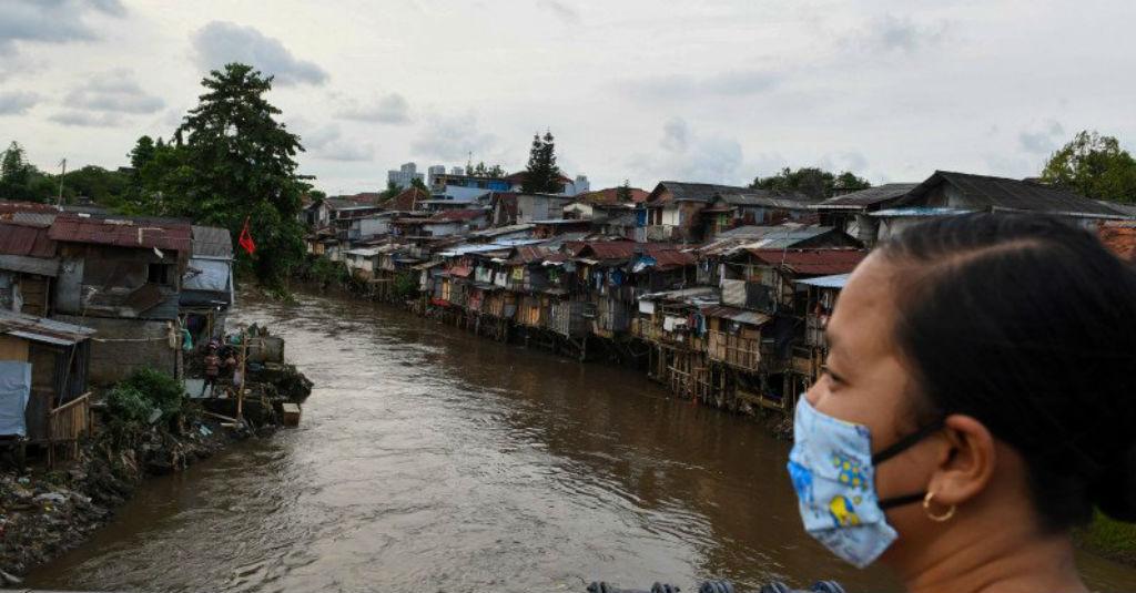 Pak Jokowi... Jumlah Penduduk Miskin Naik Gegara COVID-19