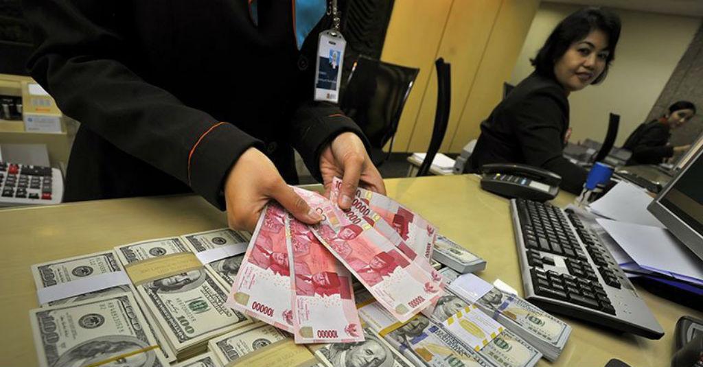 Rupiah Masih Melemah 20 Poin Jadi Rp14.470 per USD