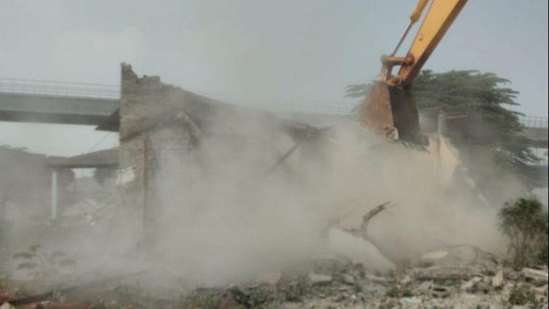 Demi Pembangunan Kereta Cepat, 24 Bangunan di Cipinang Melayu Dibongkar