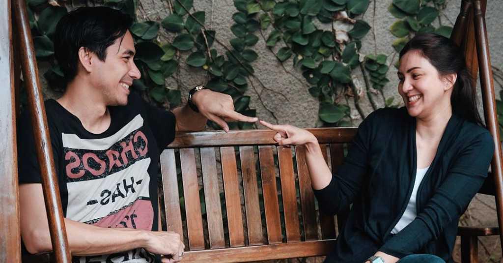 Donna Agnesia dan Darius Sinathrya Bersinergi dalam Mengurus Anak