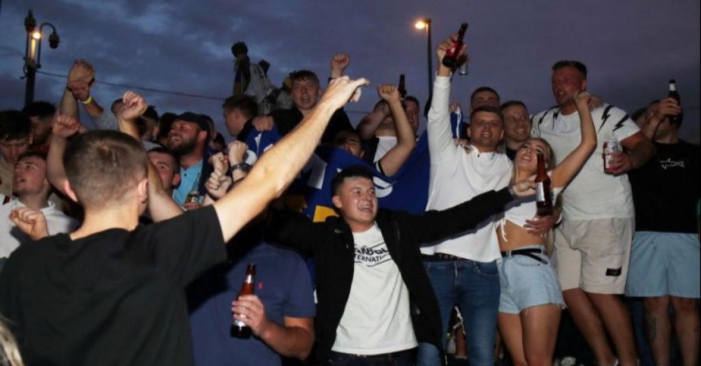 Baru Promosi, Leeds United Dikontrak Adidas Sekaligus Jadi Rekor Klub