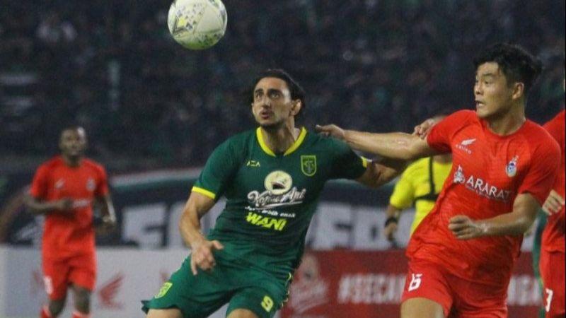 Mahmoud Eid Tunggu Instruksi Manajemen Kembali ke Surabaya