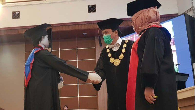 Ada 3 Robot yang Ikut Diwisuda di Universitas Diponegoro