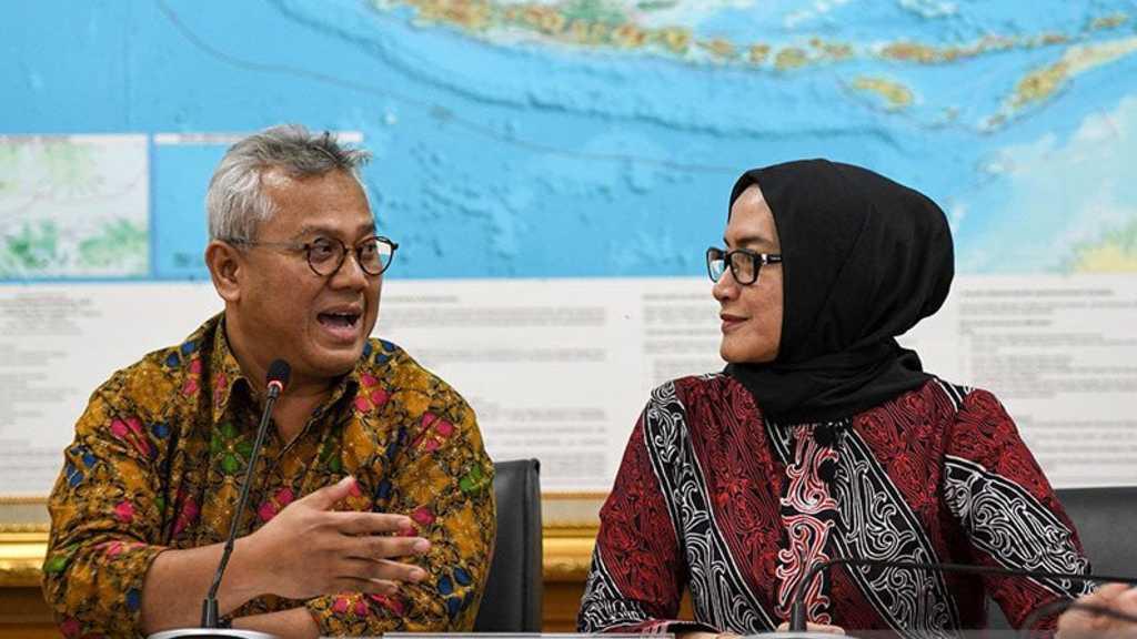 Evi Novida Surati Presiden, Minta Dikembalikan Jadi Komisioner KPU