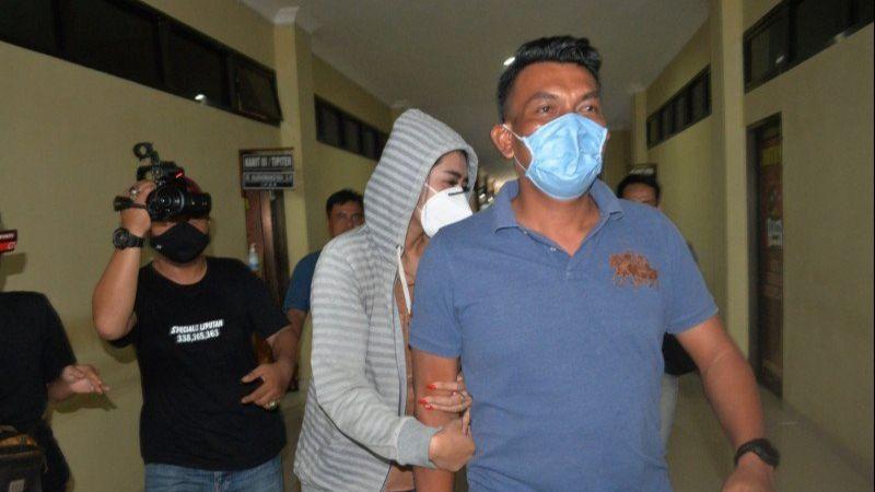 Prostitusi Online Libatkan Artis FTV, Pesan di Medsos Lalu Deal Rp30 Juta