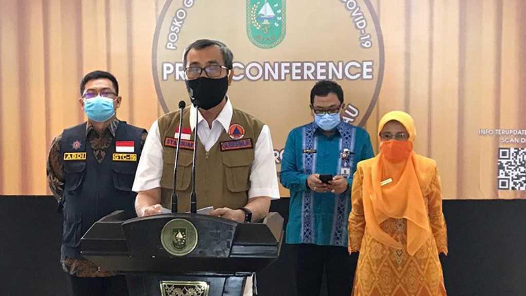 Gubernur Riau Perbolehkan Salat Idul Adha Hanya di Masjid