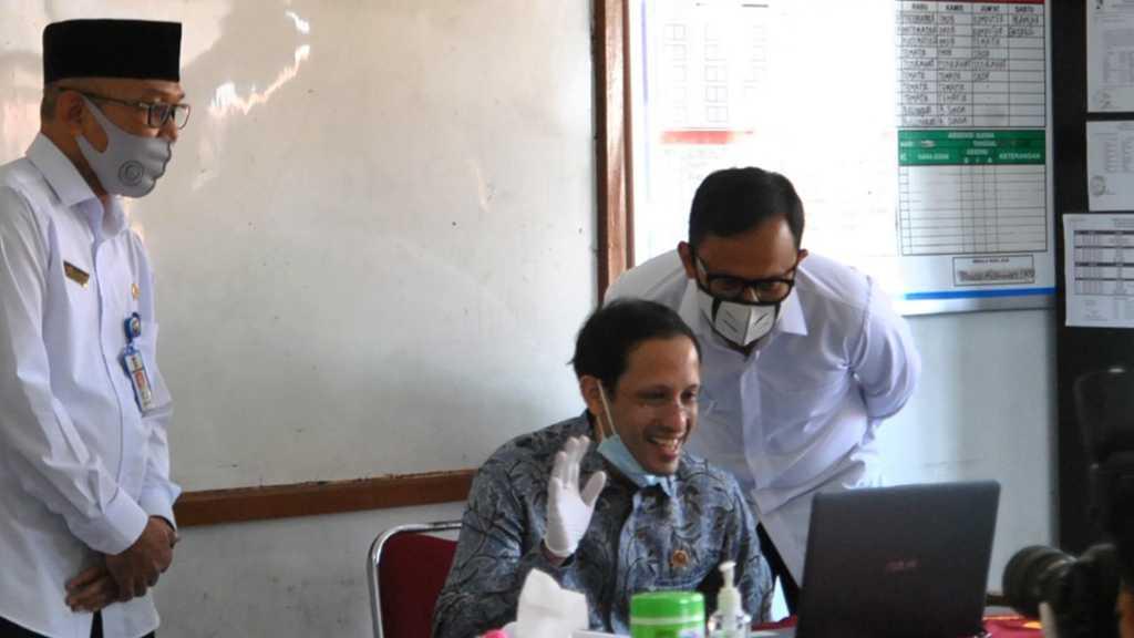 Nadiem Makarim Akui Mahalnya Kuota Internet Masalah Utama Belajar Online