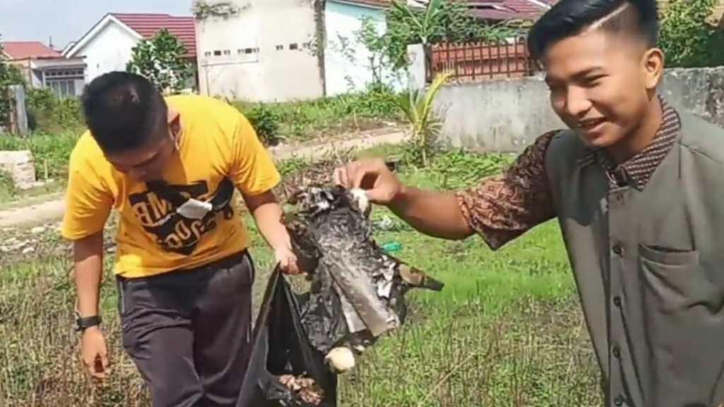 YouTuber Prank Daging Kurban Isi Sampah Ditangkap, Dua Masih Buron