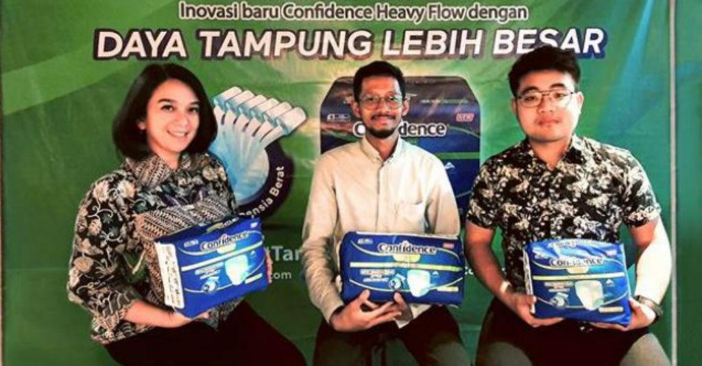 Lansia Penderita Inkontinensia Urine Butuh Popok Supernyaman