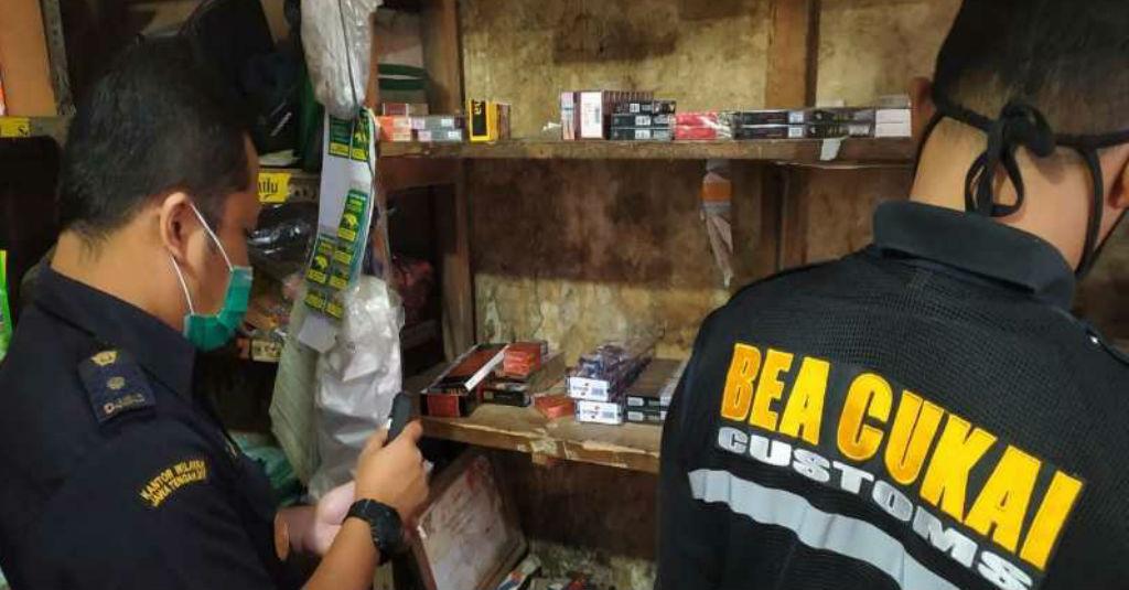 Bea Cukai Razia Penjualan Rokok Ilegal di Temanggung