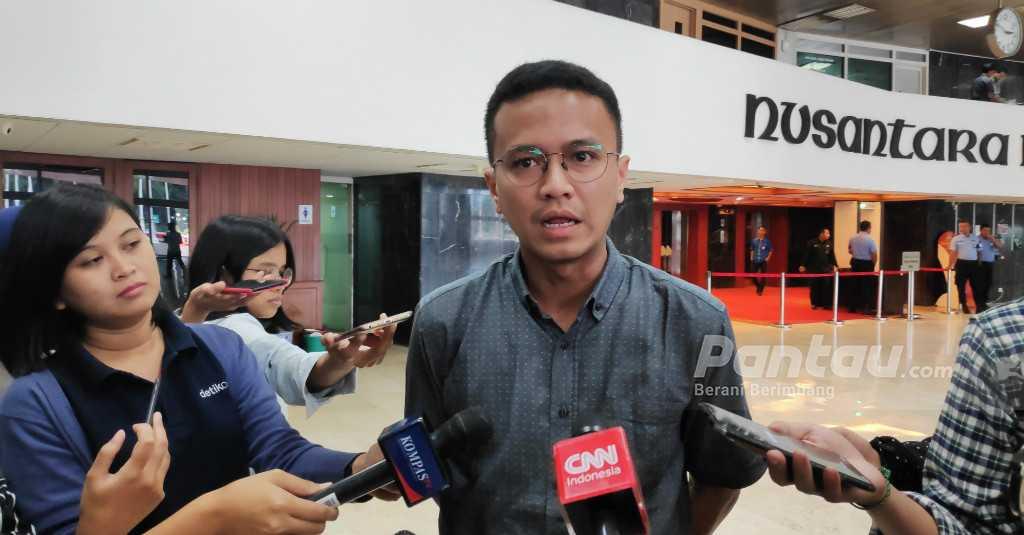 Faldo Maldini Daftarkan Diri Maju di Pilgub Sumbar