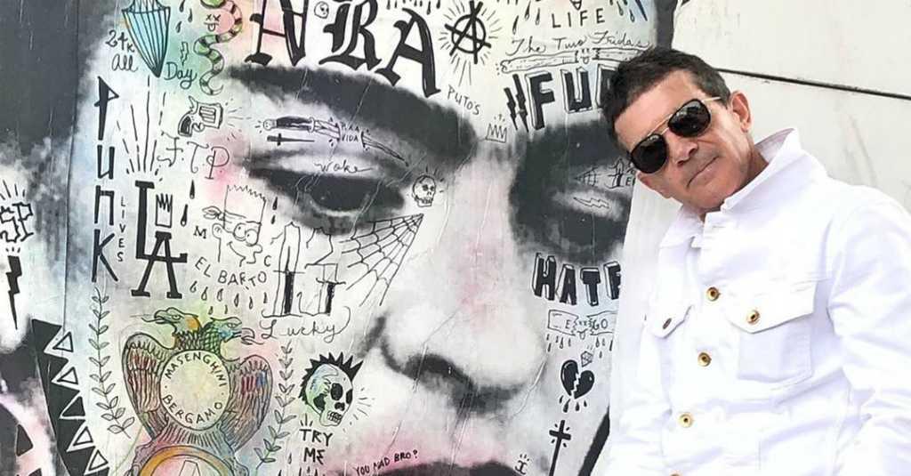 Antonio Banderas Umumkan Positif COVID-19 di Hari Ulang Tahunnya