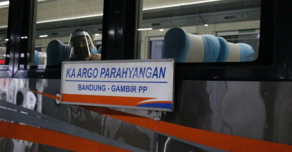Mantul! Jelang HUT RI, PT KAI Bagikan Tiket Gratis KA Argo Parahyangan