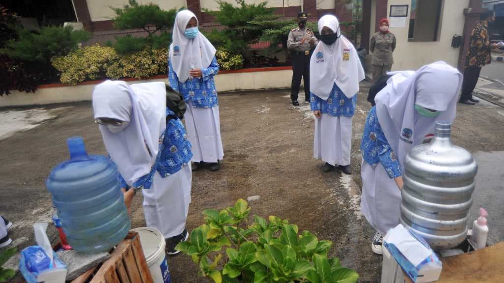 71 SMA dan SMK di Jawa Barat Siap Gelar Sekolah Tatap Muka
