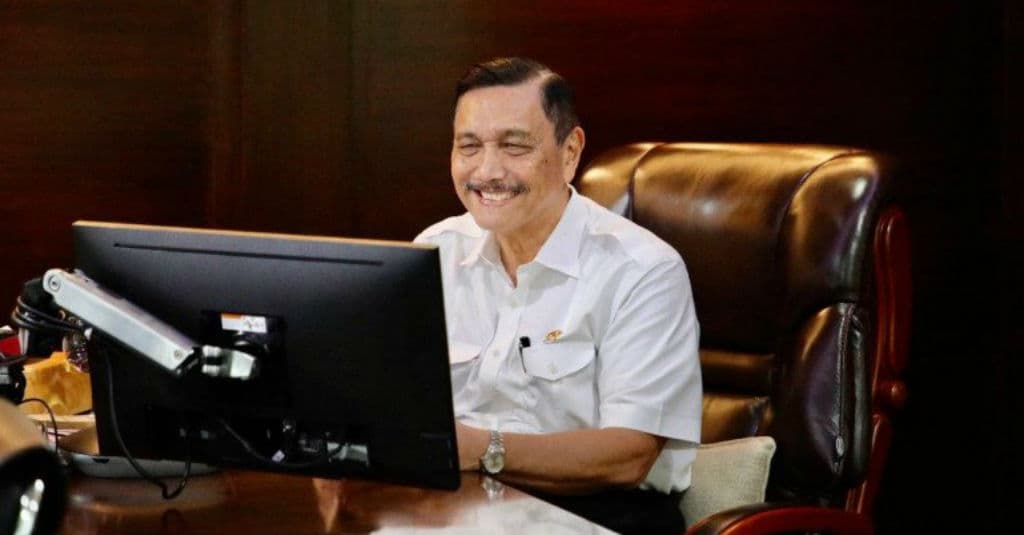 Luhut: Indonesia Hemat Rp100 Triliun Kembangkan Transportasi Kereta Api