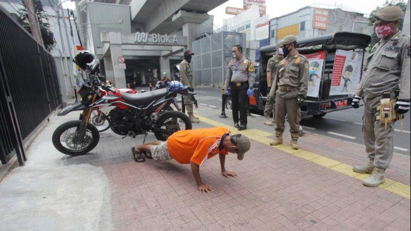 Ratusan Ribu Warga Telah Ditindak Satpol PP DKI karena Tak Pakai Masker