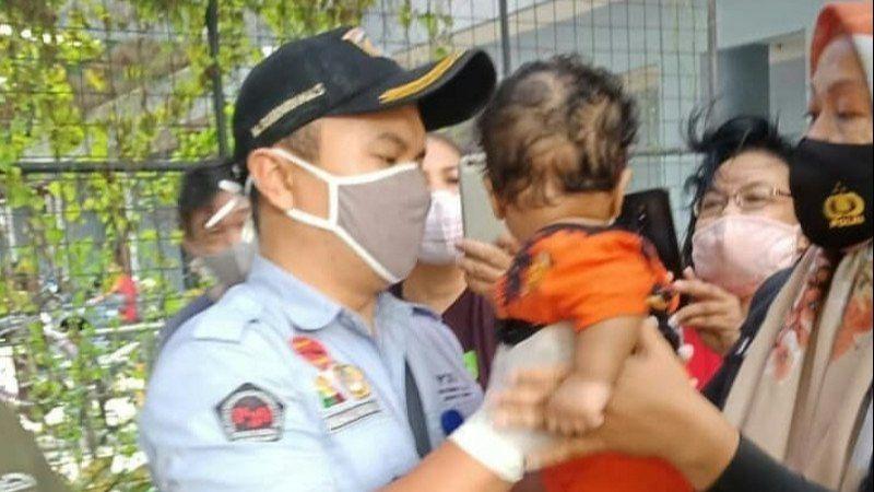 Fakta Mencengangkan Ibu yang Tega Ceburkan Bayi 7 Bulan ke Kolam Renang