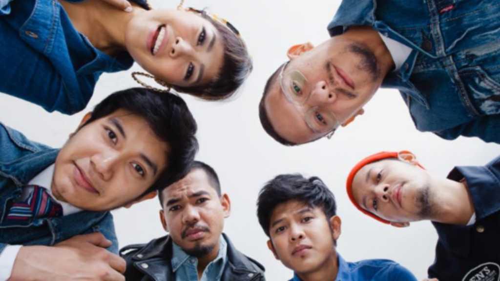 18 Tahun Berkarya, Maliq & d'Essentials Rilis Album Mini Bertajuk 'Raya'