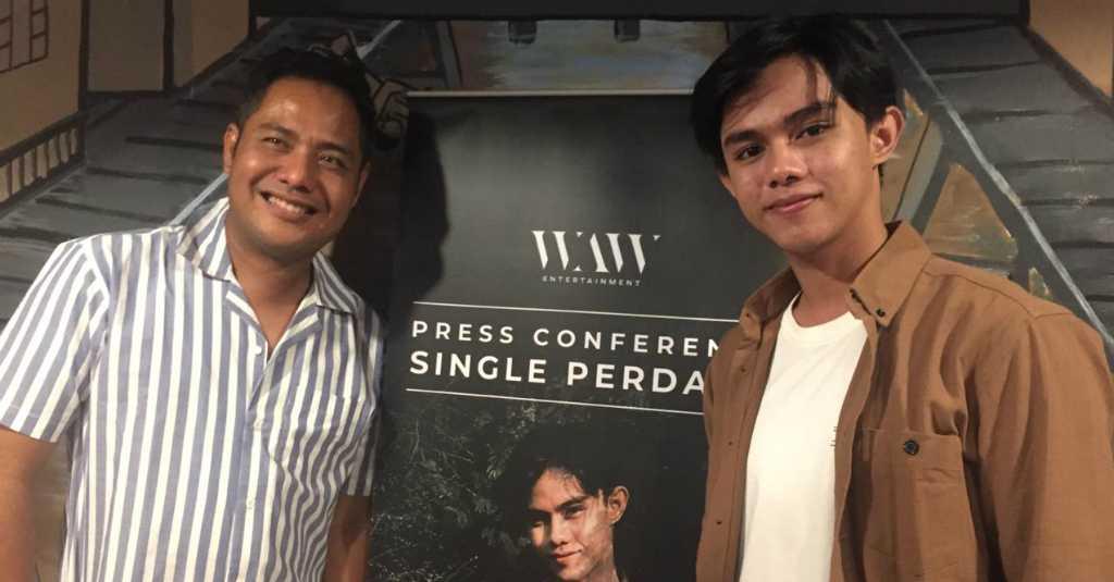 Penyanyi Ravil Ravv Memulai Karir Musik dengan 'Mengalir Saja'
