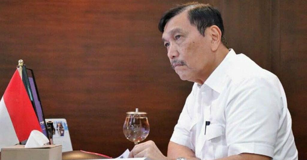 Menko Luhut: COVID-19 Jadi Cambuk untuk Industri Dalam Negeri