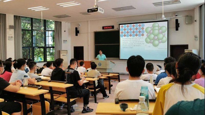 Wow, Sekitar 1,4 Juta Pelajar di Wuhan Kembali Bersekolah!