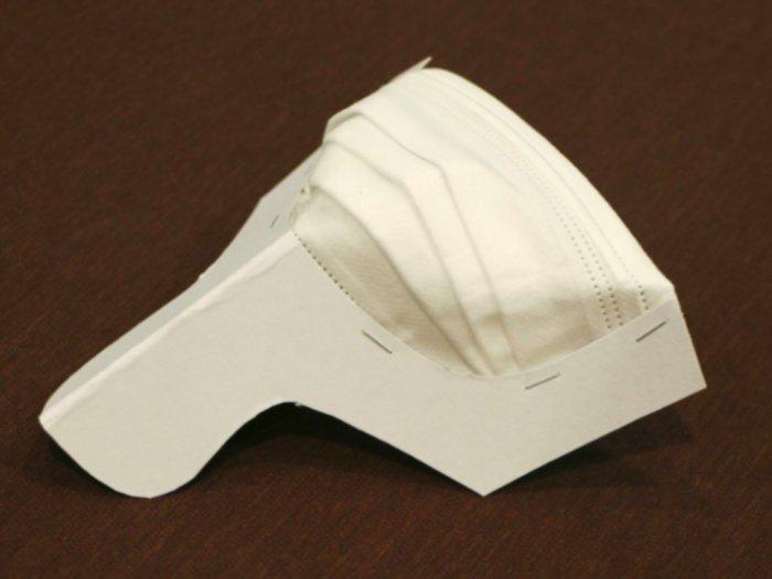 Tak Perlu Repot Saat Makan, Jepang Ciptakan Masker Gagang
