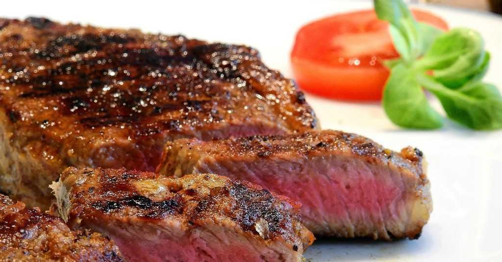 Tips Memilih hingga Mengolah Daging Sapi Jadi Olahan Steak