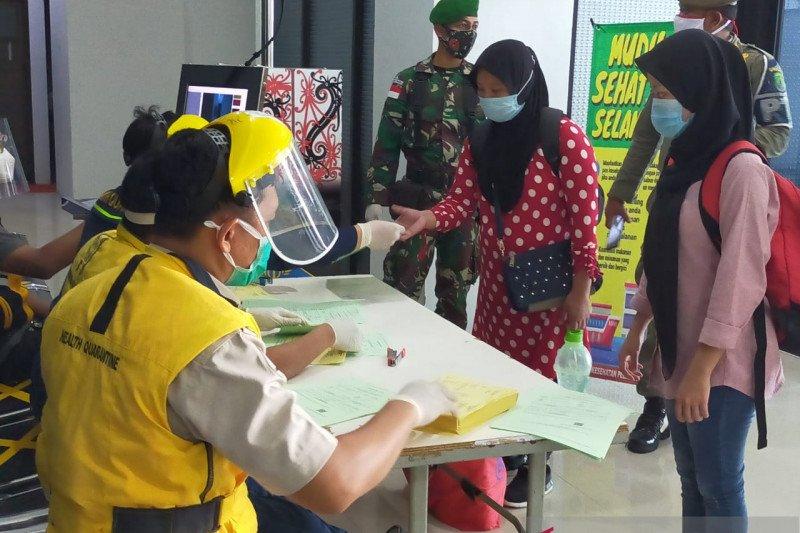 Sebanyak 131 WNI Bermasalah Dipulangkan dari Malaysia