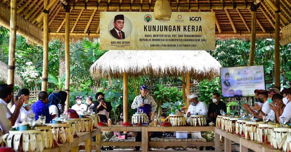Wamen Budi Arie Minta Kades Libatkan Anak Muda dalam Pembangunan Desa