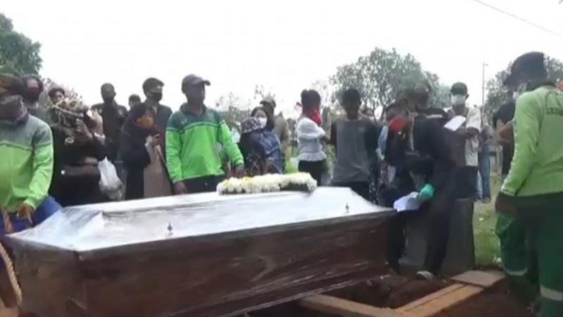 Ini Identitas Pria Tewas dengan Tangan Terikat di Kali Ciliwung