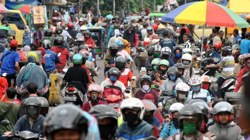 Ilmuan ITB: Puncak COVID-19 di Indonesia Diperkirakan Akhir Tahun 2020