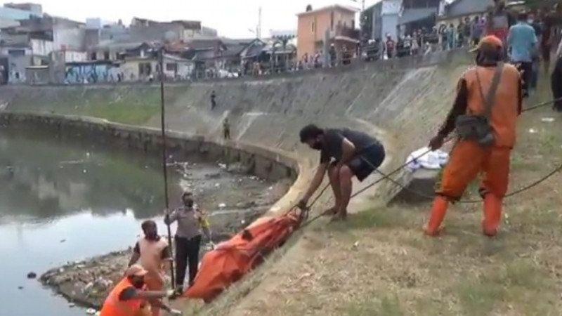 Misteri Mayat Mengambang di Kali Ciliwung, Polisi Sebut Pengguna Narkoba