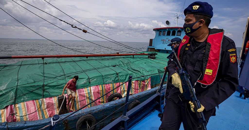Patroli Laut Bea dan Cukai Lawan Kejahatan Fiskal
