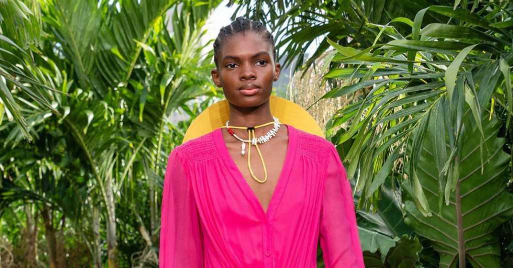 Jason Wu Buka New York Fashion Week dengan Konsep Pantai