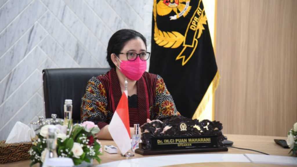 Puan Maharani: Paslon Kepala Daerah Harus Kreatif Sikapi Protokol Kesehatan