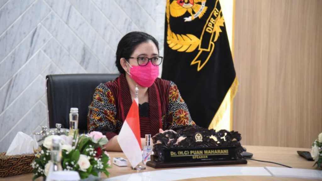 Puan Maharani: Paslon Kepala Daerah Harus Kreatif Sikapi Protokol Kesehatan