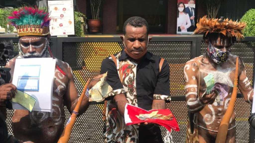 Warga Papua Bayarkan Uang Beasiswa Veronica Koman: 'Ini Soal Harga Diri'