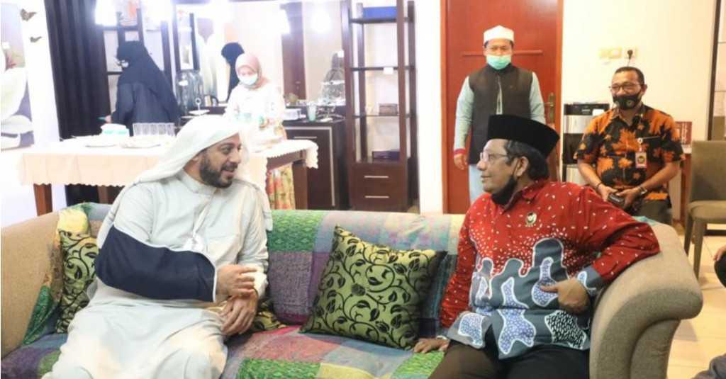 Mahfud MD Tegaskan Penusuk Syekh Ali Tetap Disidang Walau Dianggap Gila